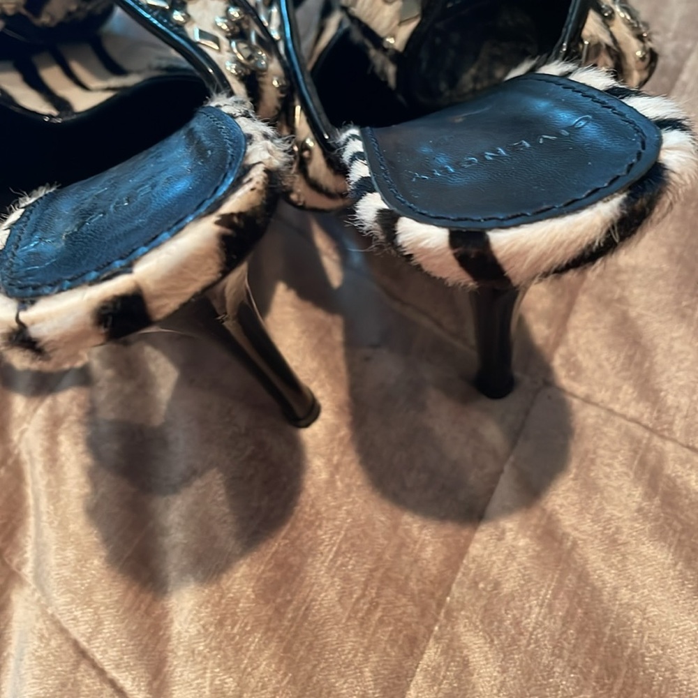 Givenchy Zebra Rhinestone Hair Print Stilletto Heels Size 37.5 Made in Italy - Picture 10 of 12